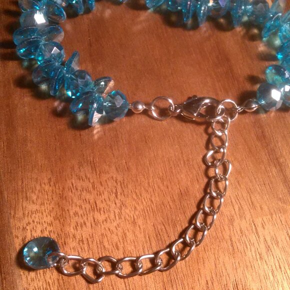 Blue Magic Color Glass Beaded Silvertone Bracelet - Picture 8 of 8